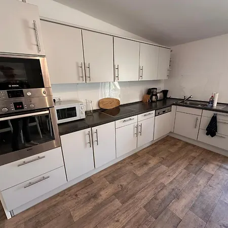 Eickhof Ferienzimmer No2 Mit Bad, Parkplatz - Günter * Warnow (Rostock)