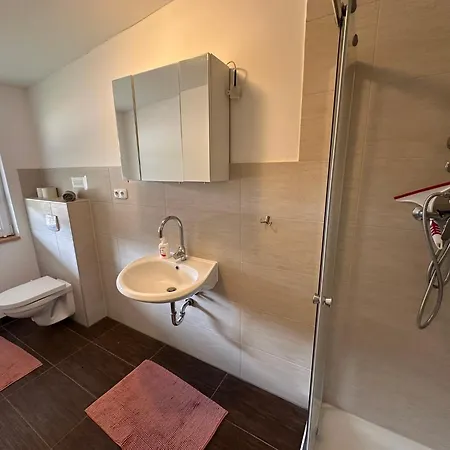 Eickhof Ferienzimmer No2 Mit Bad, Parkplatz - Günter Privatunterkunft *